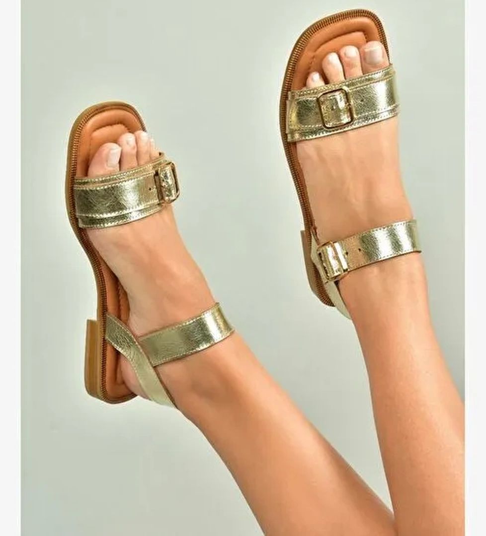 U944834003 Altın Hakiki Deri Kadın Sandalet - Görsel 1