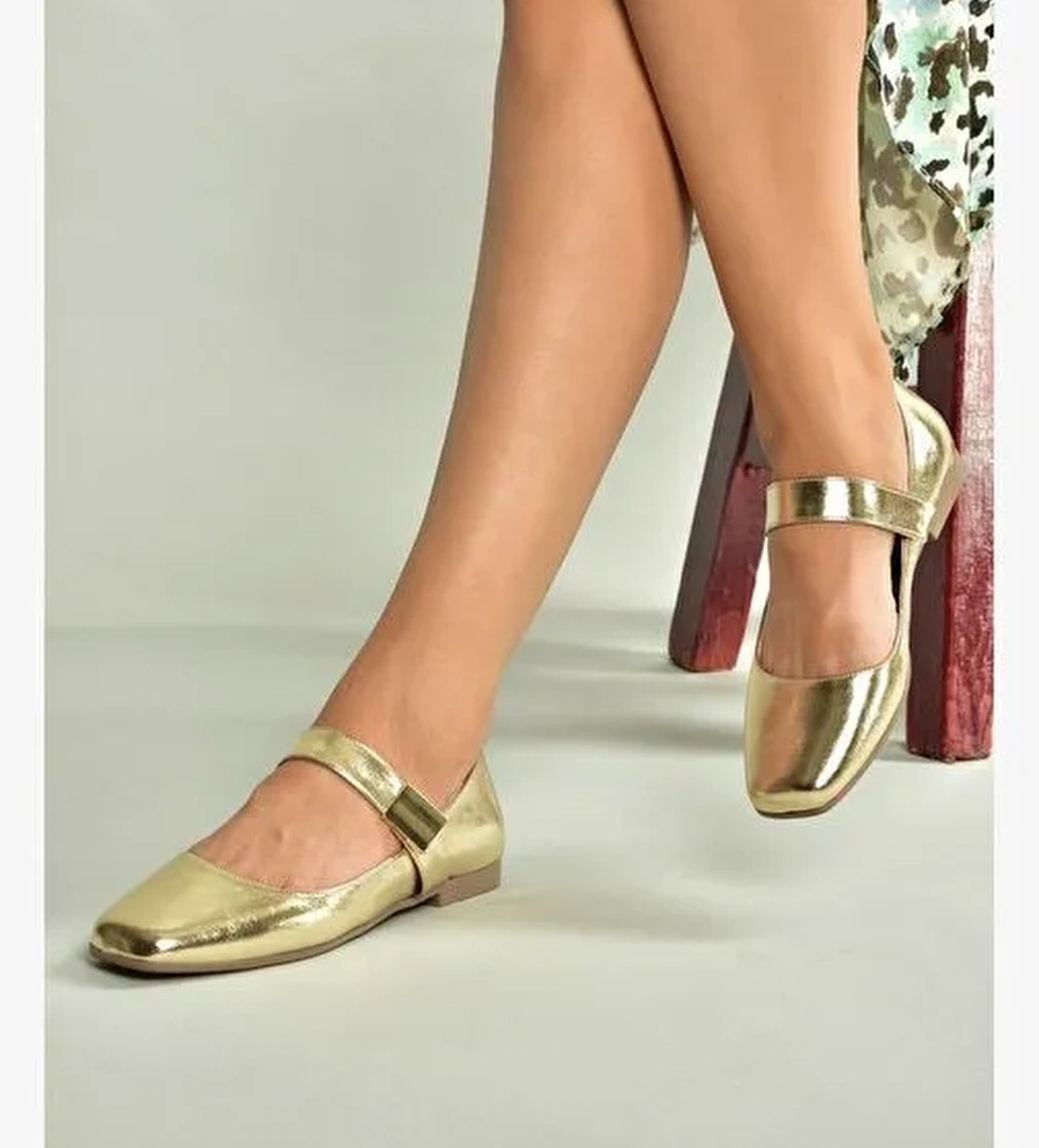 U726454508 Altın Rugan Kadın Babet - Görsel 1