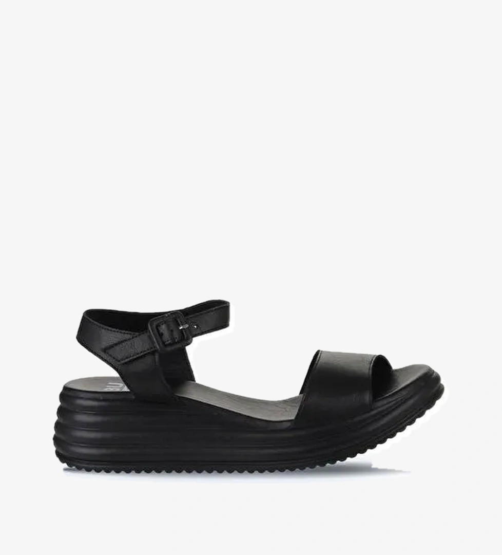 Bueno Shoes Siyah Deri Kadın Dolgu Topuklu Sandalet 01wy5700 - Görsel 1