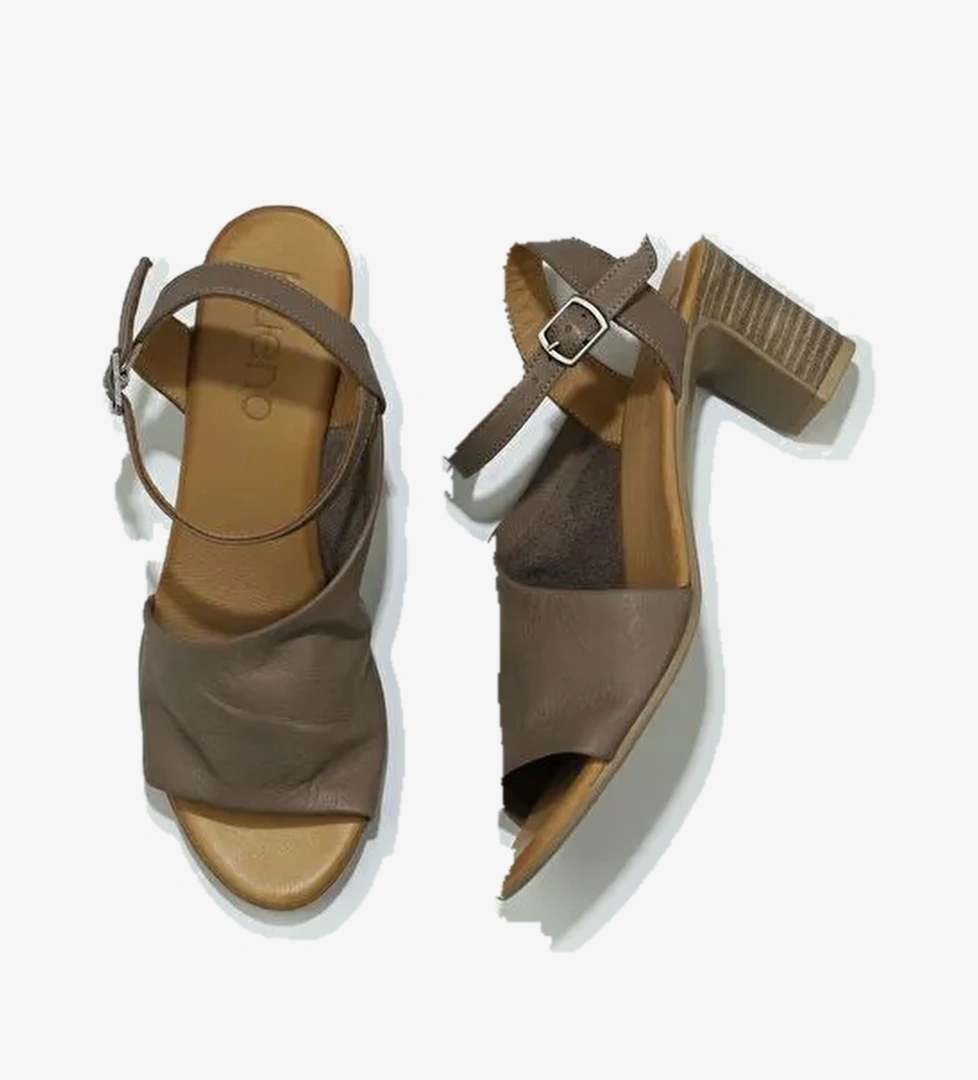 Bueno Shoes Gri Deri Kadın Topuklu Sandalet 01wn1519 - Görsel 1