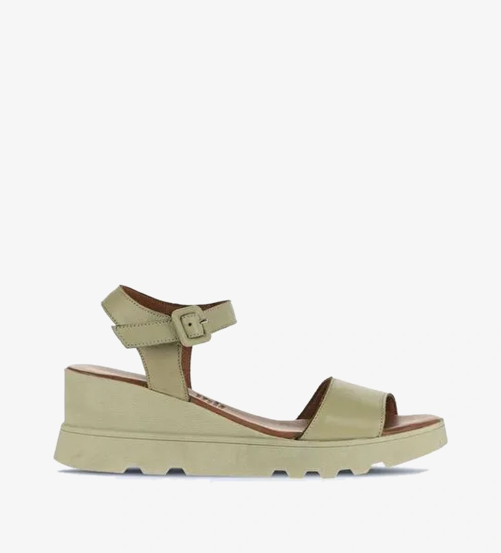 Bueno Shoes Haki Deri Kadın Dolgu Topuklu Sandalet 01wa0507