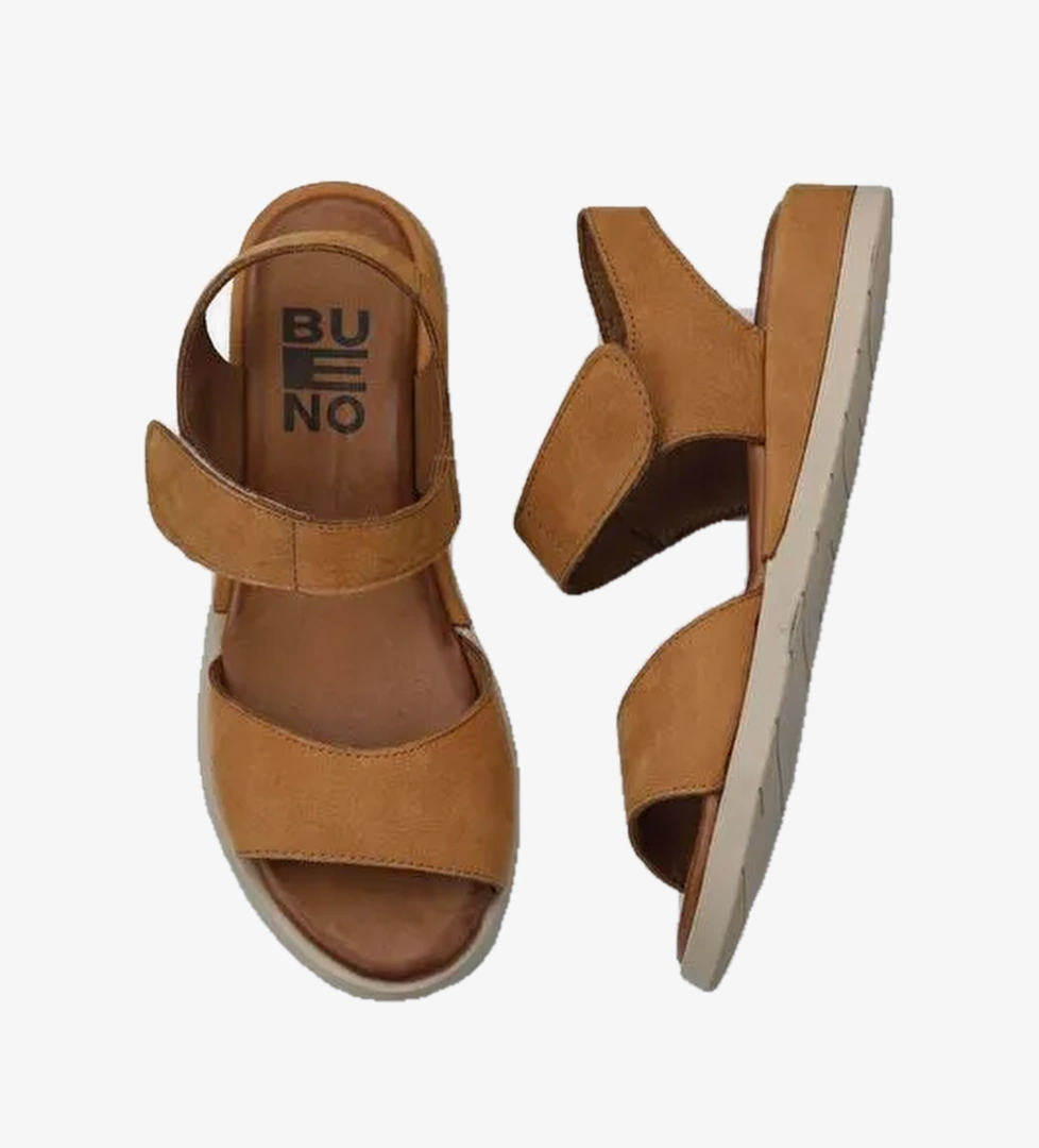 Bueno Shoes Taba Açık Nubuk Kadın Düz Sandalet 01wy5100