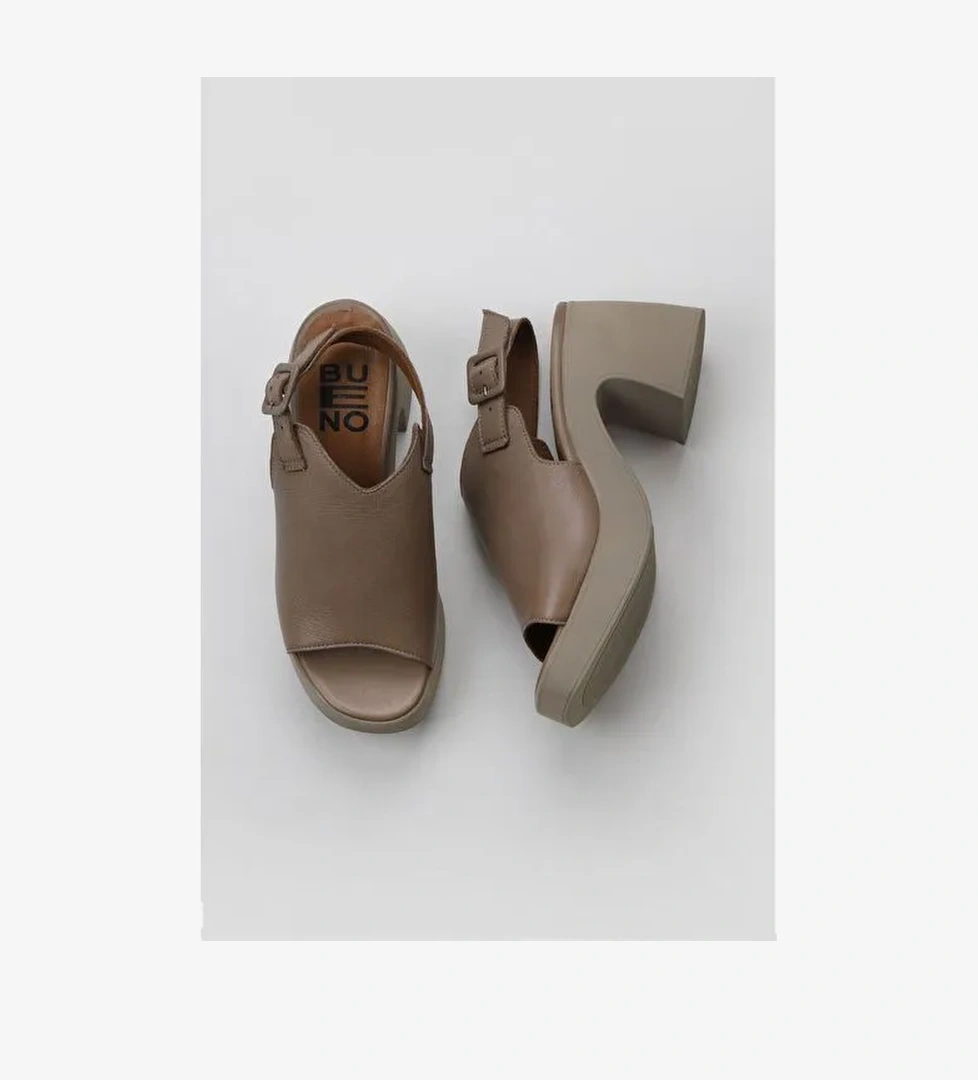 Bueno Shoes Gri Deri Kadın Topuklu Sandalet 01wy12208 - Görsel 1