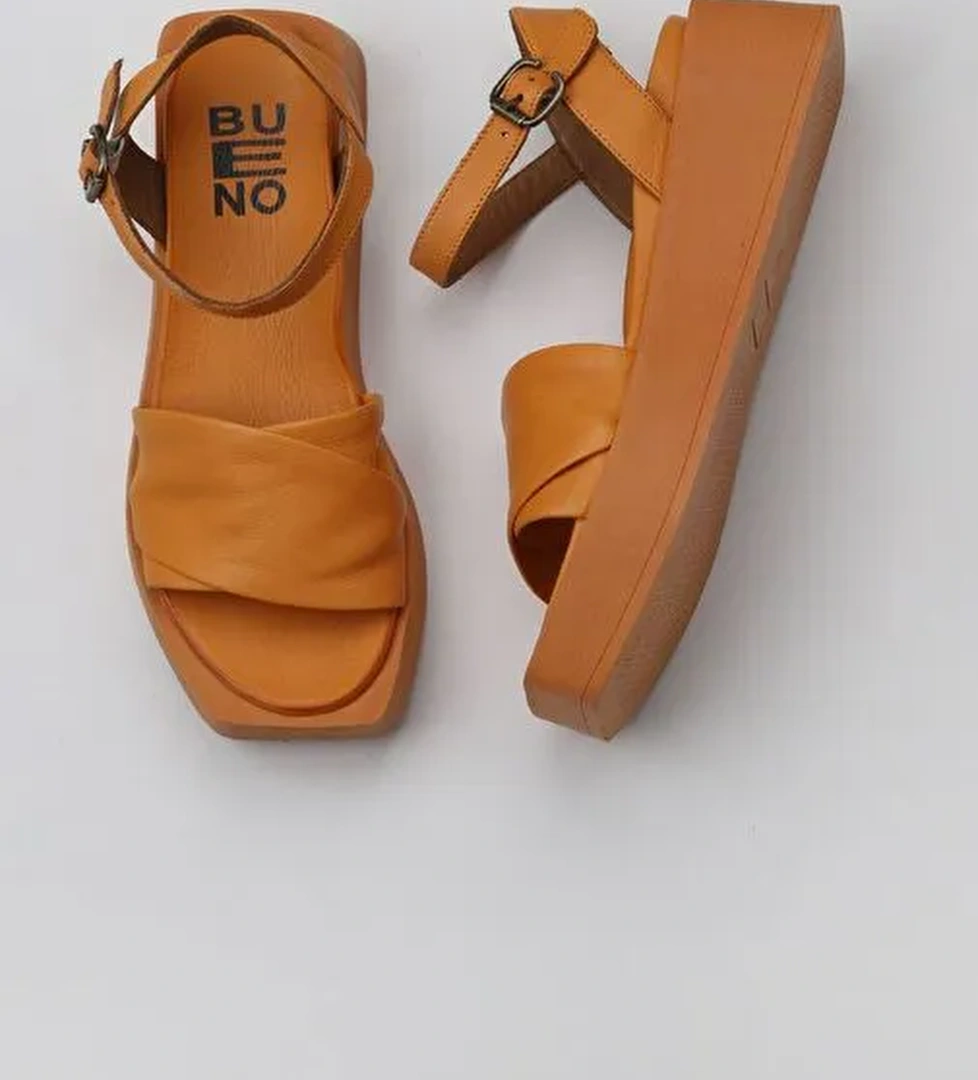 Bueno Shoes Turuncu Deri Kadın Dolgu Topuklu Sandalet 01wy5909 - Görsel 1