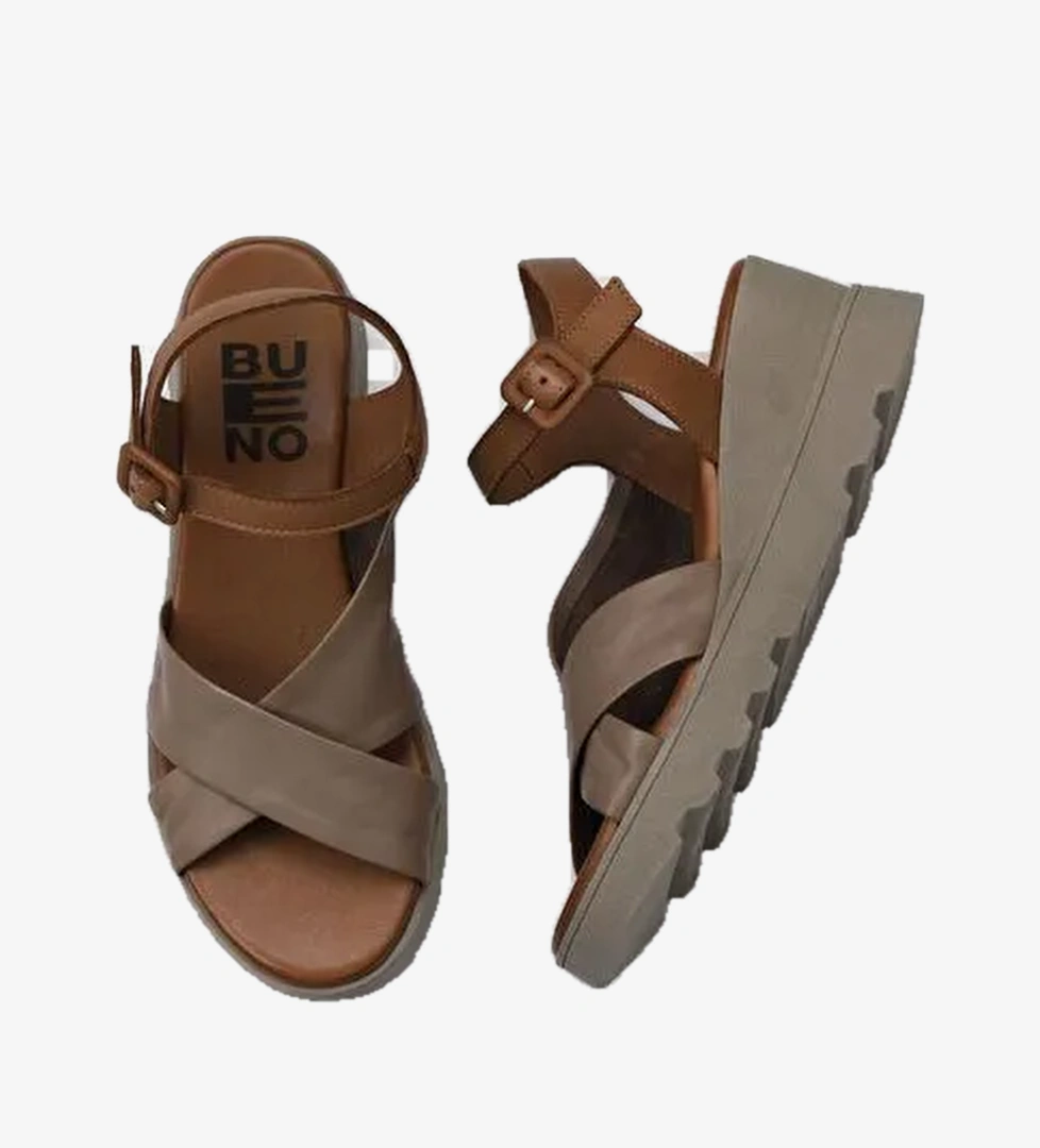 Bueno Shoes Gri Kahve Deri Kadın Dolgu Topuklu Sandalet 01wy8601