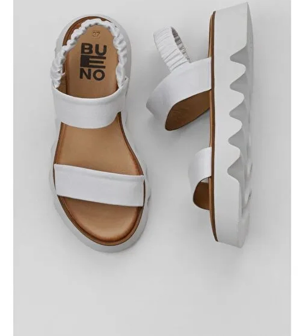 Bueno Shoes Beyaz Deri Kadın Dolgu Topuklu Sandalet 01ws8001 - Görsel 1