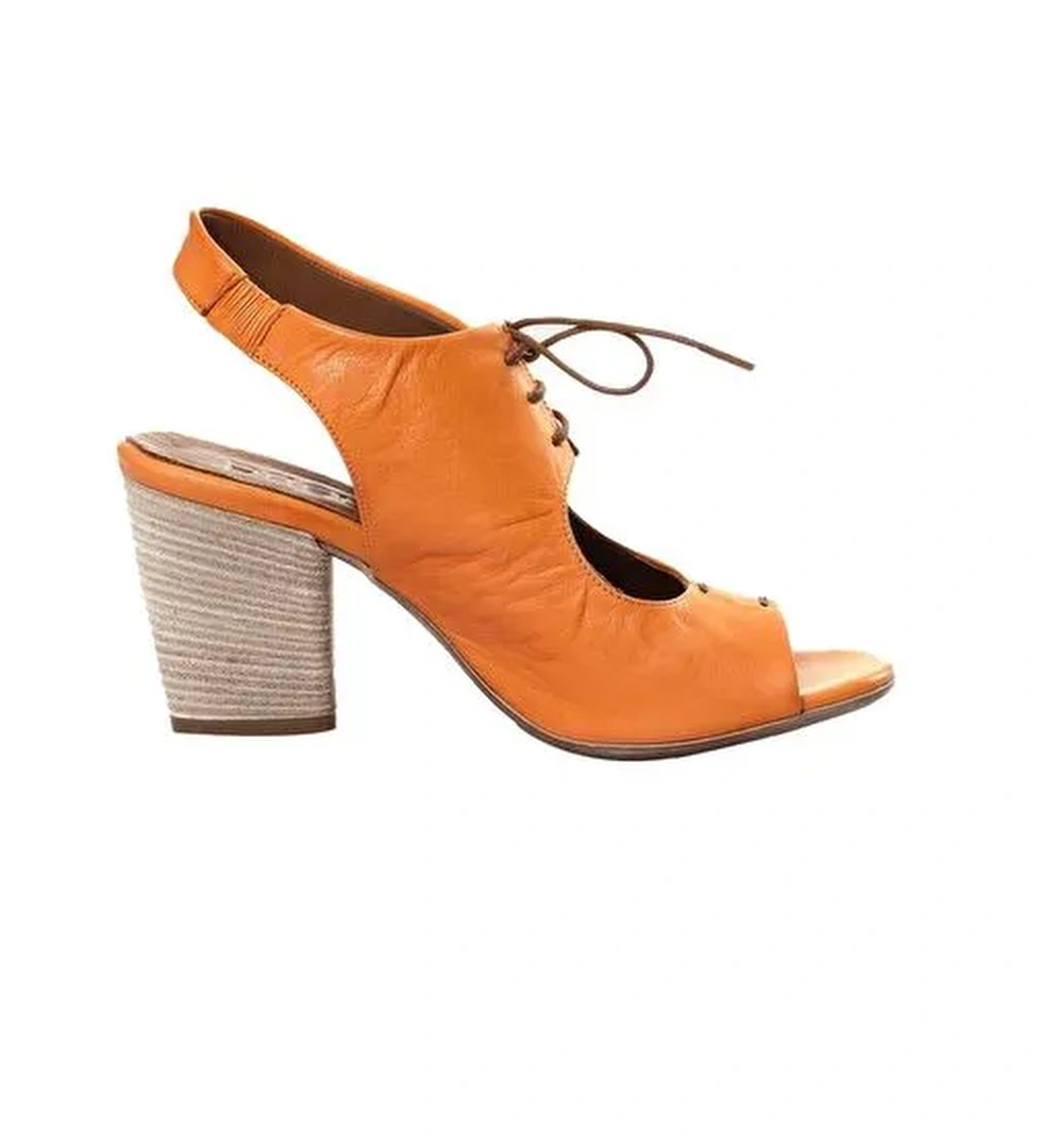 Bueno Shoes Turuncu Deri Kadın Topuklu Sandalet 01wn0100 - Görsel 1