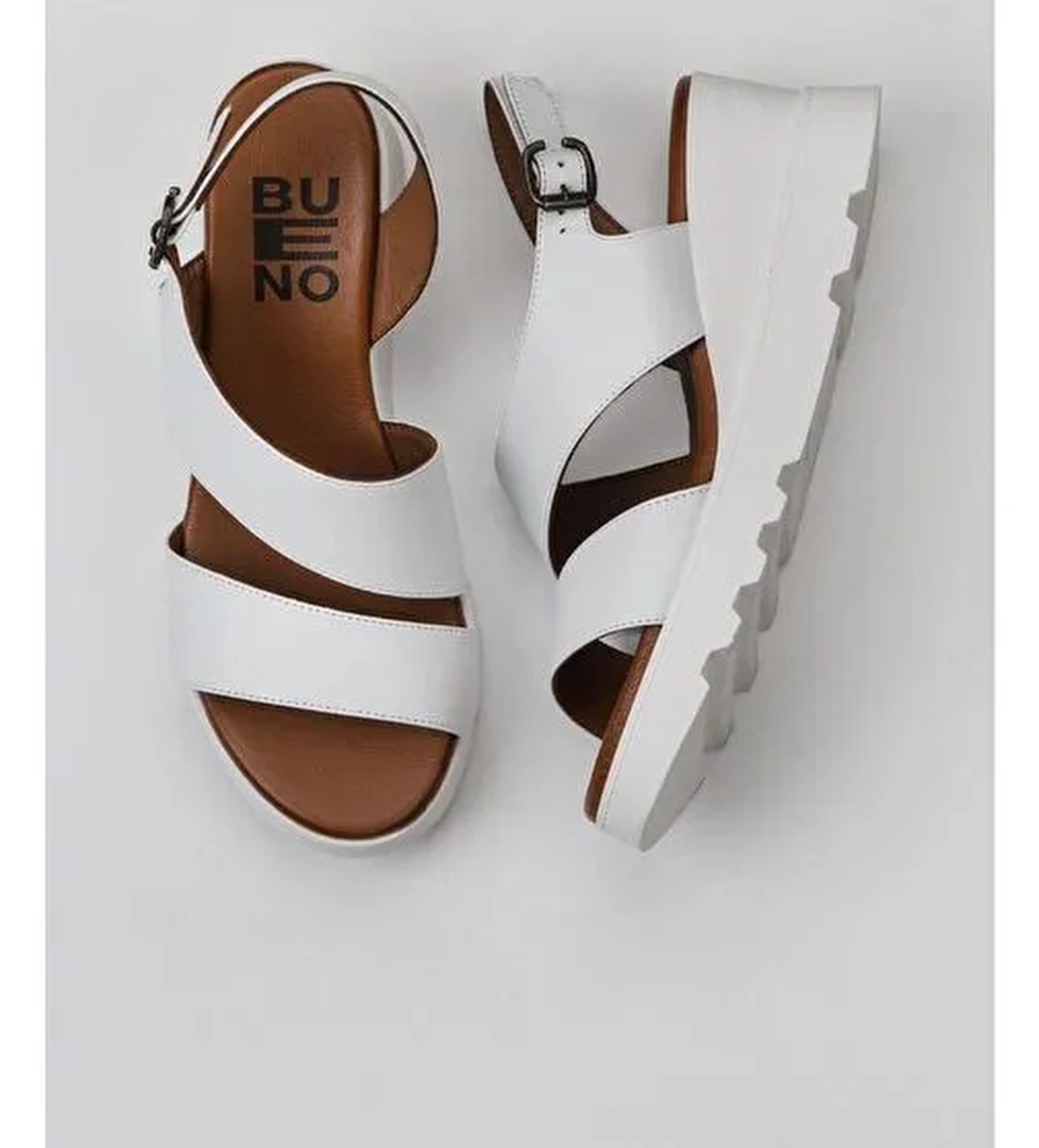 Bueno Shoes Beyaz Deri Kadın Dolgu Topuklu Sandalet 01wy8602 - Görsel 1