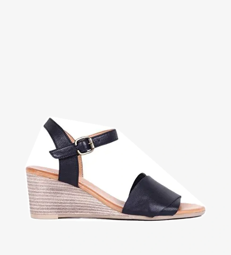 Bueno Shoes Siyah Deri Kadın Dolgu Topuklu Sandalet 01wq8601 - Görsel 1