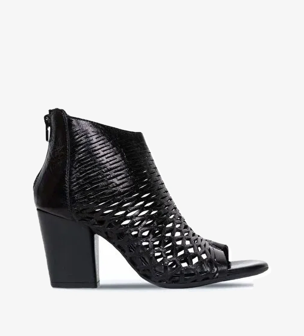 Bueno Shoes Siyah Parlak Deri Kadın Topuklu Sandalet 01wl3700 - Görsel 1