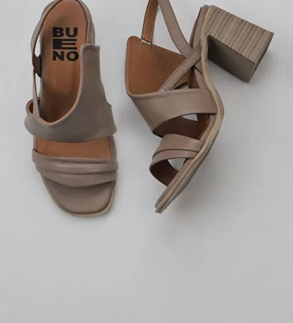 Bueno Shoes Gri Deri Kadın Topuklu Sandalet 01wy3705 - Görsel 1