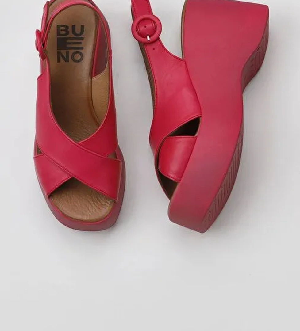Bueno Shoes Fuşya Deri Kadın Dolgu Topuklu Sandalet 01wy9007 - Görsel 1