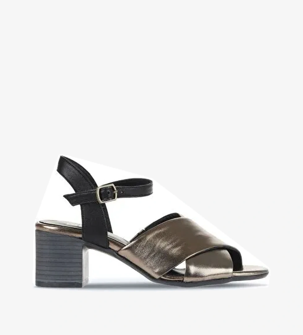 Bueno Shoes Haki Parlak Deri Kadın Topuklu Ayakkabı 01wa2810 - Görsel 1