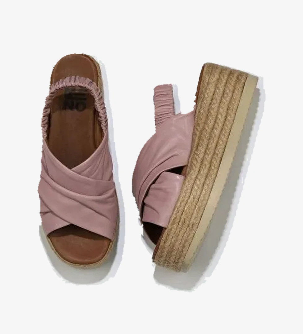 Bueno Shoes Gül Kurusu Deri Kadın Dolgu Topuklu Espadril Sandalet 01wu6105 - Görsel 1