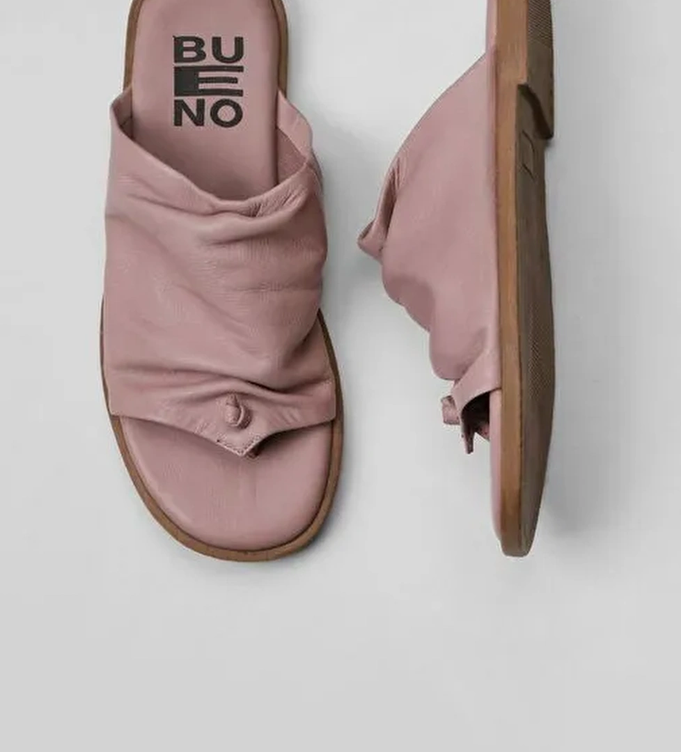 Bueno Shoes Gül Kurusu Deri Kadın Parmak Arası Terlik 01wy2003 - Görsel 1