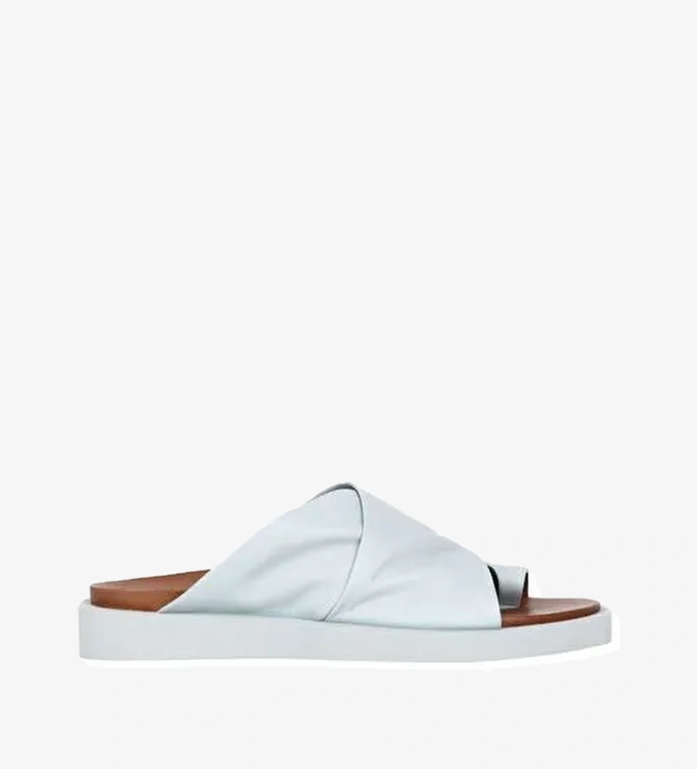 Bueno Shoes Turkuaz Deri Kadın Parmak Arası Terlik 01ws2809 - Görsel 1