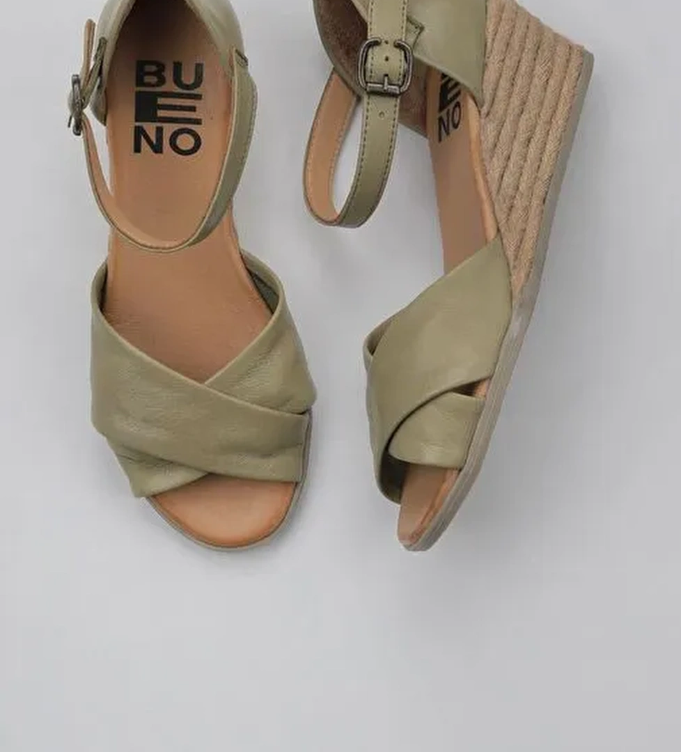 Bueno Shoes Haki Deri Kadın Dolgu Topuklu Espadril Sandalet 01ws11102 - Görsel 1