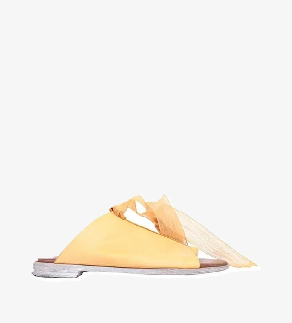 Bueno Shoes Sarı Deri Kadın Parmak Arası Sandalet 01wn5008 - Görsel 1