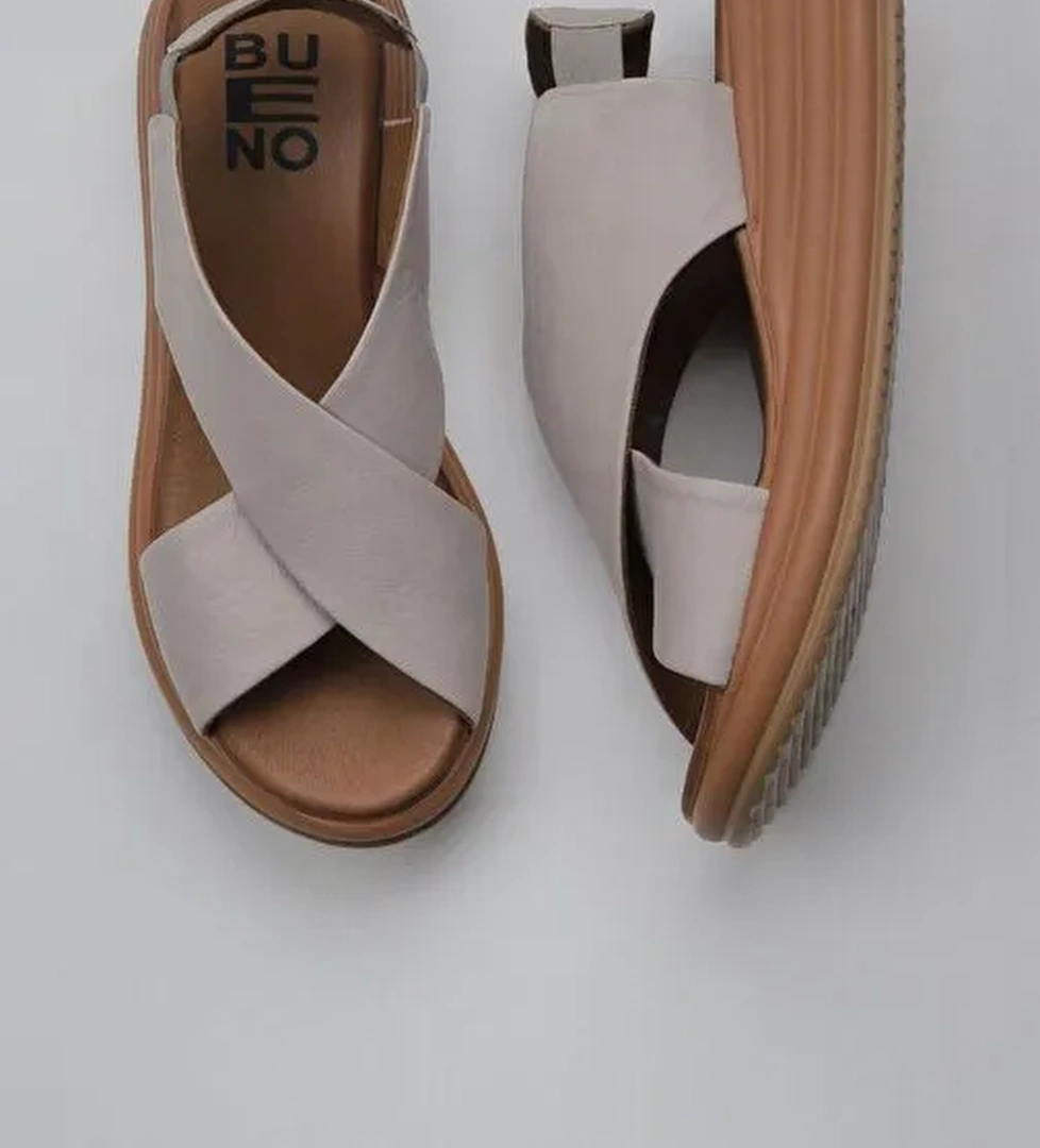 Bueno Shoes Gri Deri Kadın Dolgu Topuklu Sandalet 01wy5703 - Görsel 1
