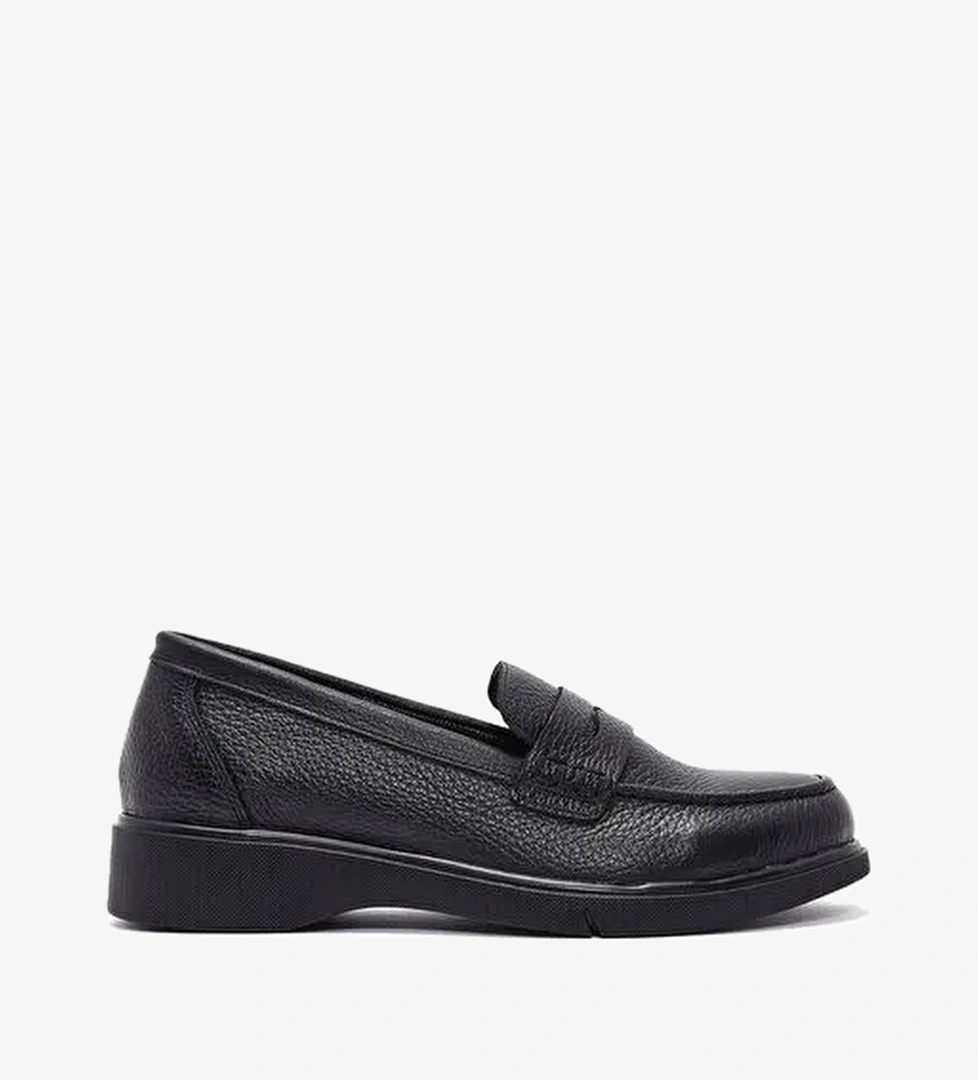 Kadın Siyah Deri Comfort Loafer 25AFD1503FT - Görsel 1
