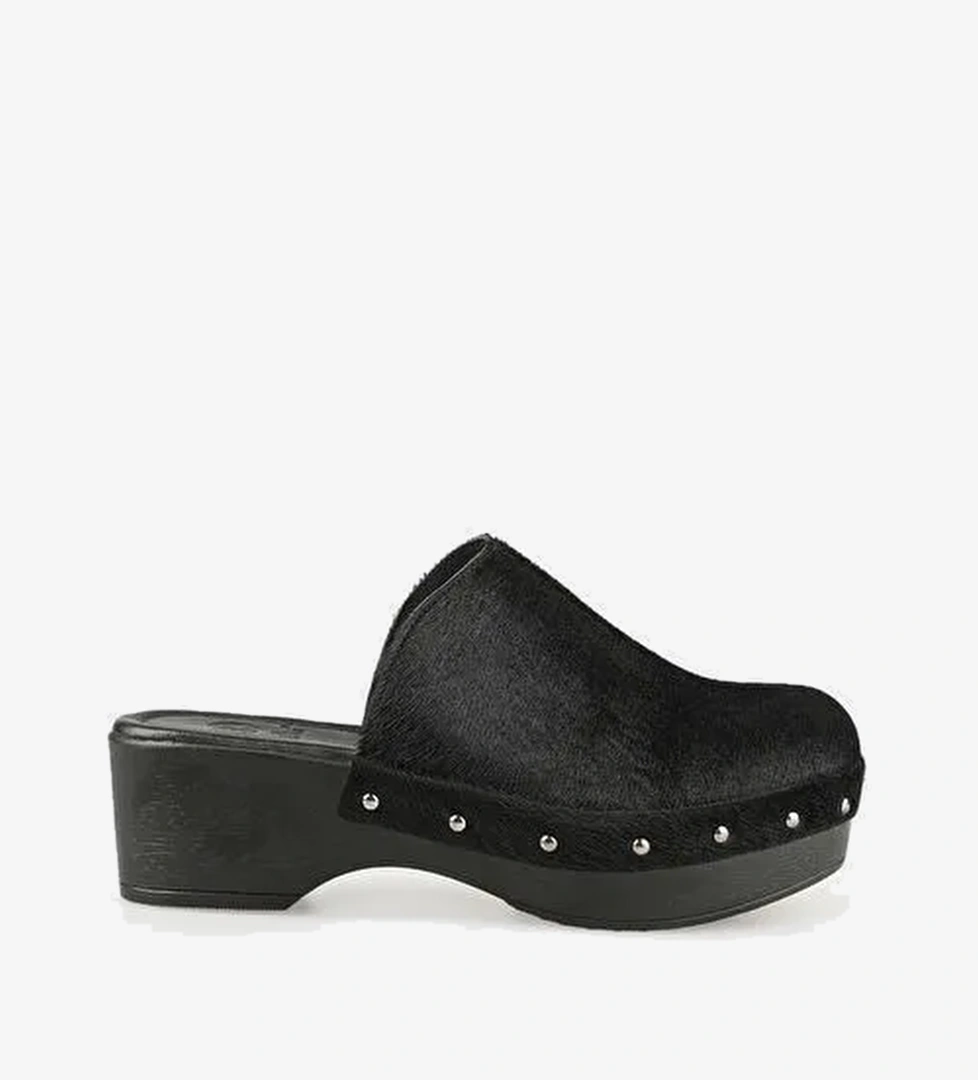 Siyah Deri Kadın Terlik - Görsel 1