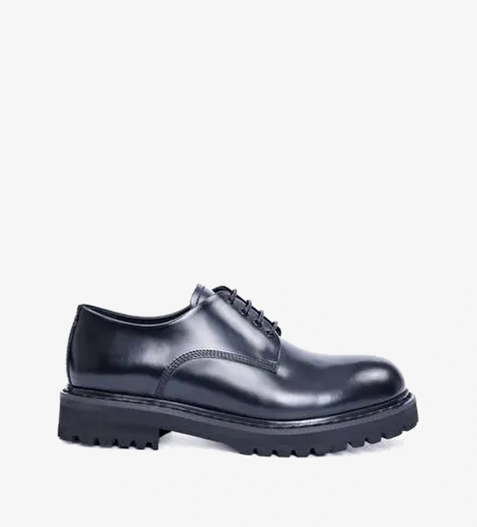 Kalın Tabanlı Bağcıklı Deri Düz Ayakkabı - Görsel 1