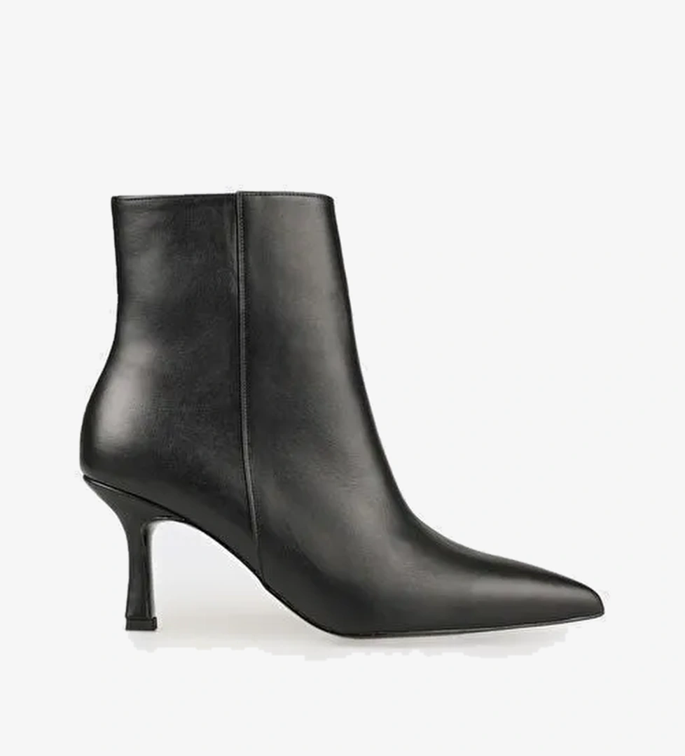 Siyah Deri Kadın Klasik Bot - Görsel 1