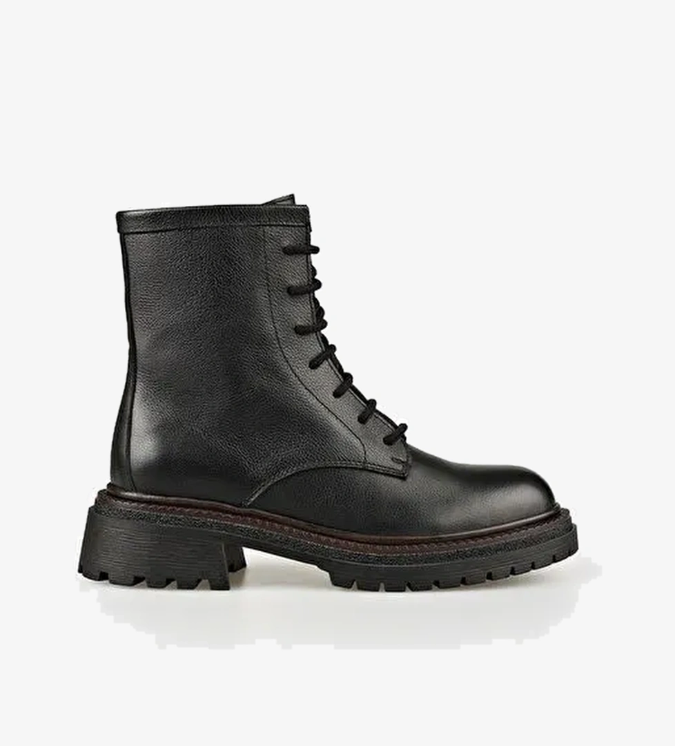 Siyah Deri Kadın Günlük Bot - Görsel 1