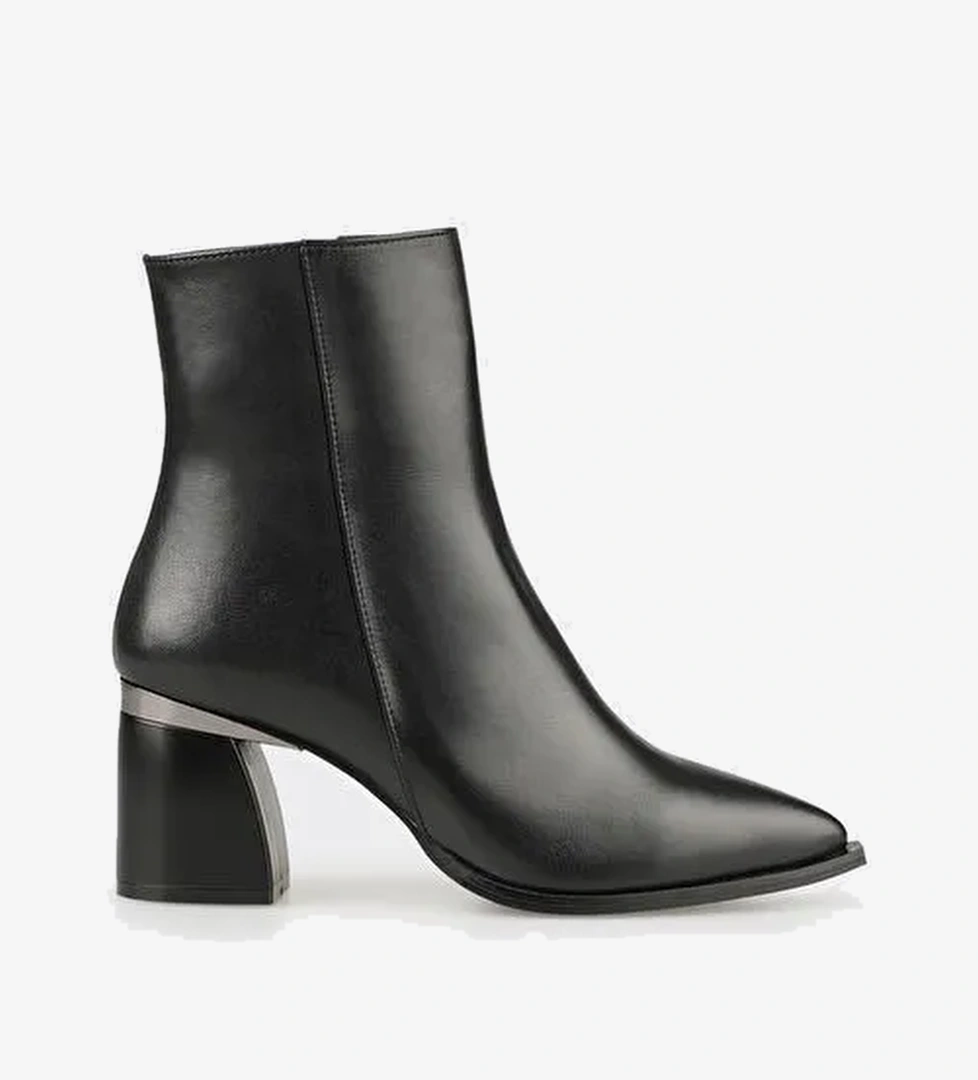 Siyah Deri Kadın Klasik Bot - Görsel 1