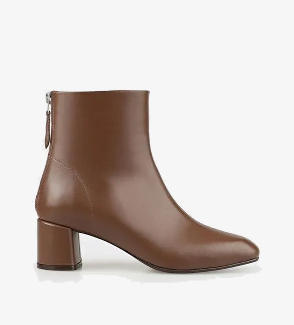 Kahve Deri Kadın Klasik Bot - Görsel 1