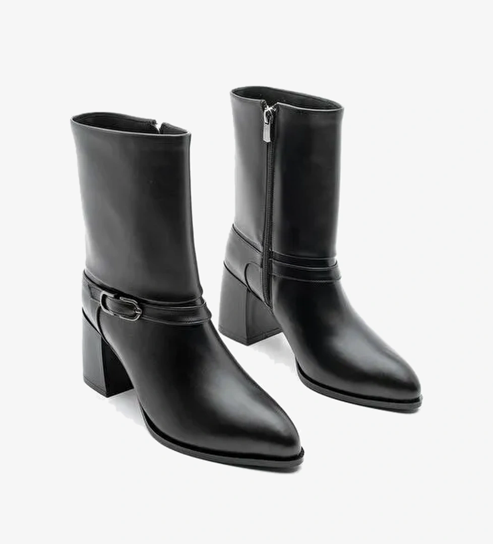 Kadın Sivri Burun Kemer Detaylı Kalın Topuklu Bot Taluva Siyah - Görsel 1