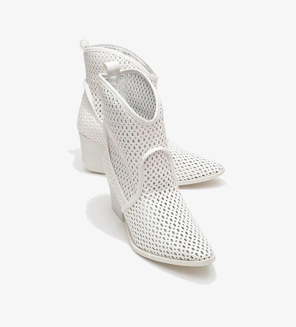 PERA Beyaz Cilt Kadın Kalın Topuklu Yazlık Bot - Görsel 1