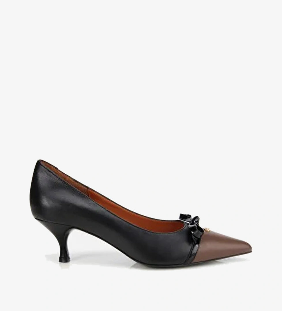 Kadın Deri Siyah Fiyonk Detaylı İnce Topuklu Stiletto 01AYH313670A141 - Görsel 1