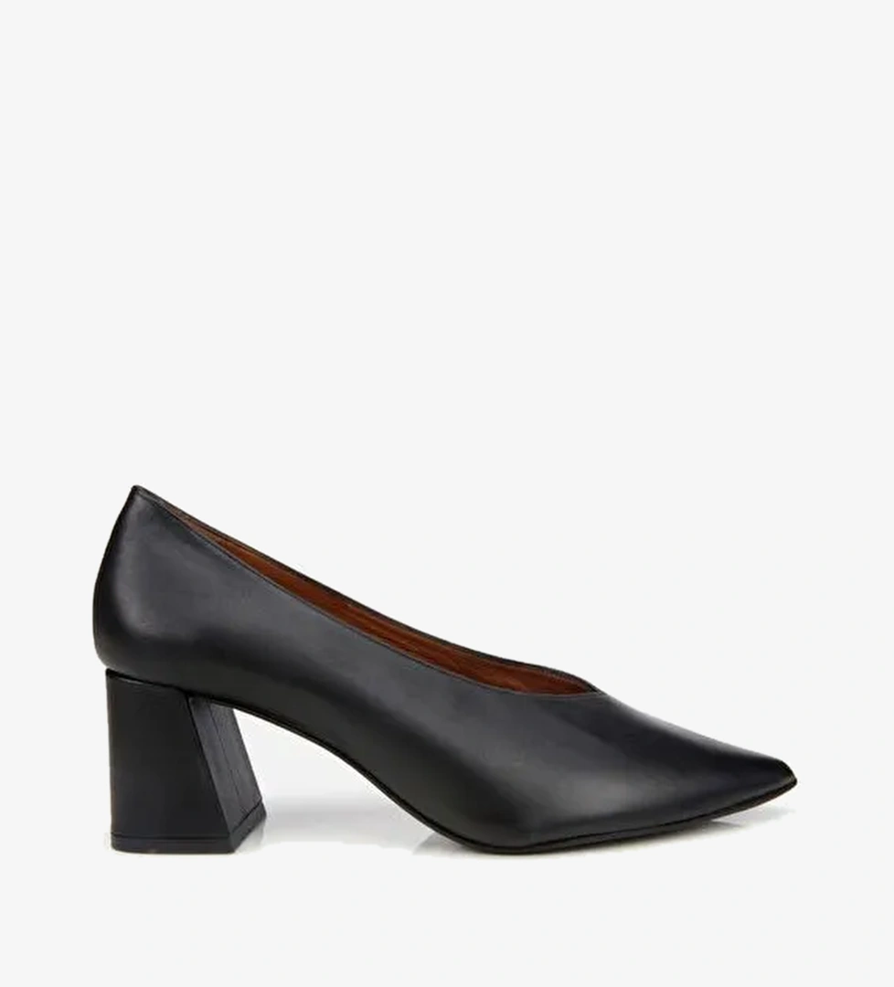 Kadın Deri Siyah Kalın Topuklu Ayakkabı 01AYH312560A100 - Görsel 1