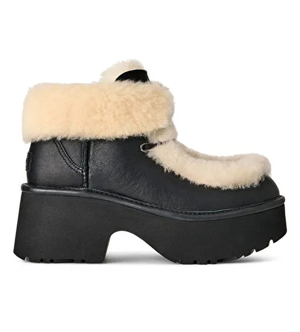 Ugg Ugg Siyah Kadın Deri Bot Esmee Leather Lace Up1176110 model görseli