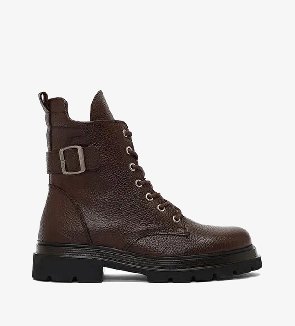 Kadın Kahverengi Bağcıklı Fermuarlı Deri Postal Bot 25WFD4205FT - Görsel 1