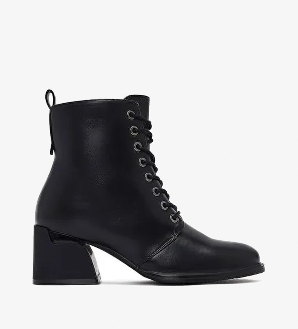 Kadın Siyah Fermuarlı Kalın Topuklu Bot 25WFE400818 - Görsel 1