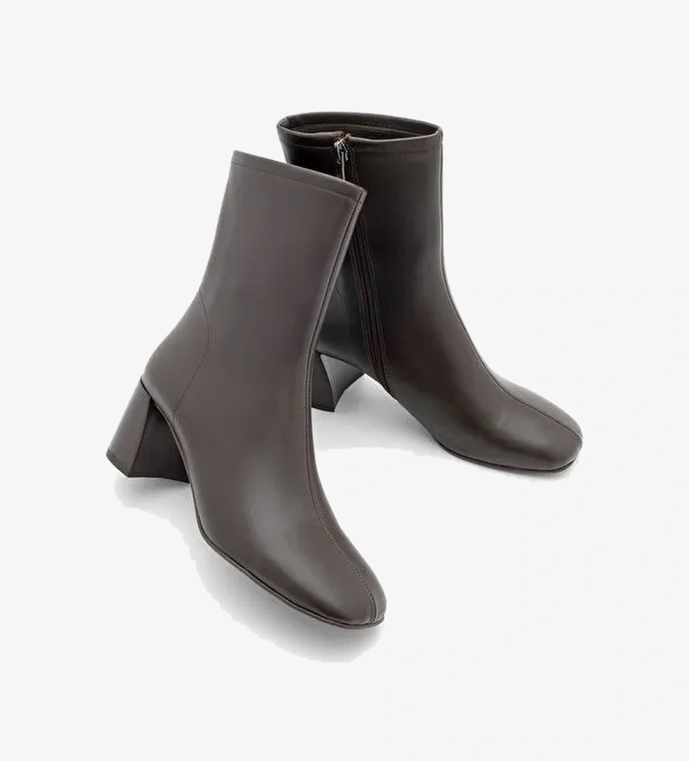 Kadın Küt Burun Fermuarlı Topuklu Bot Nonas Kahve - Görsel 1