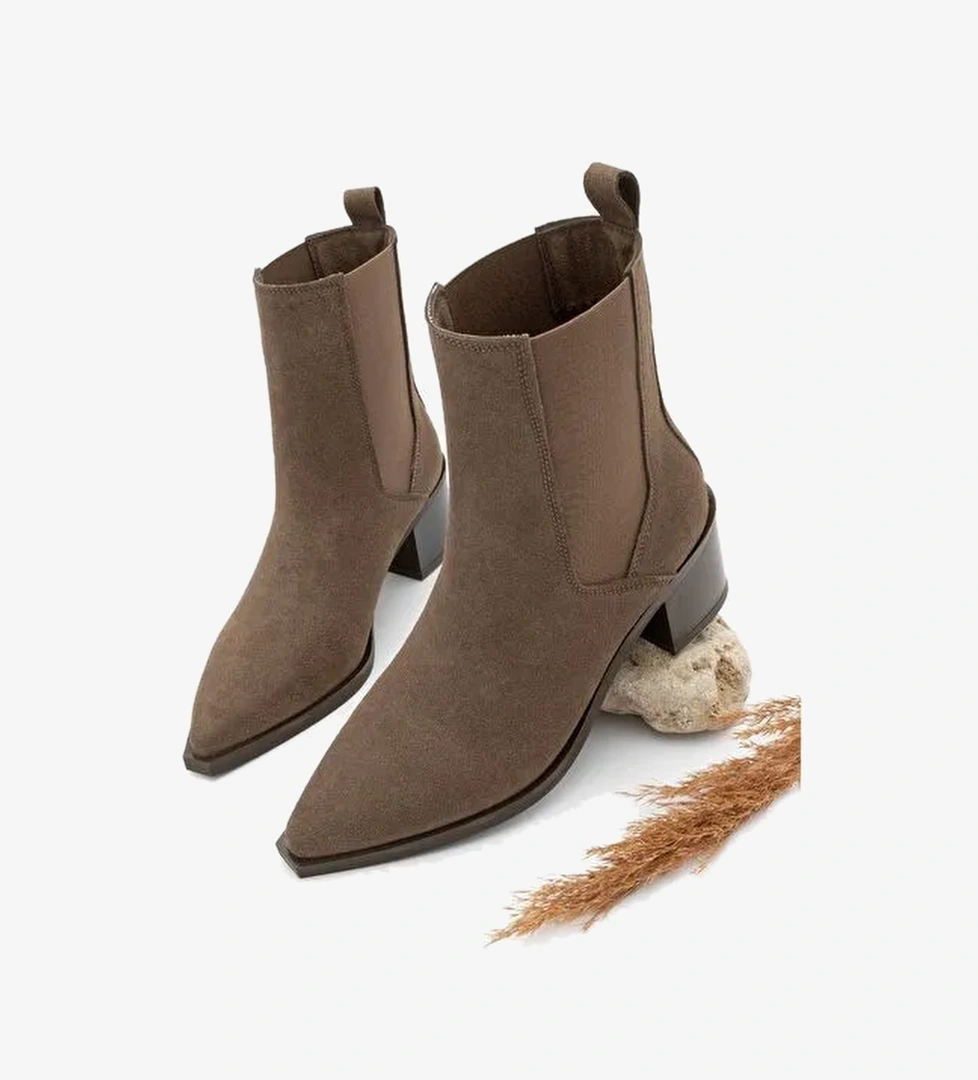 Kadın Sivri Burun Çift Lastikli Kalın Topuklu Bot Zefina Kahve Süet - Görsel 1