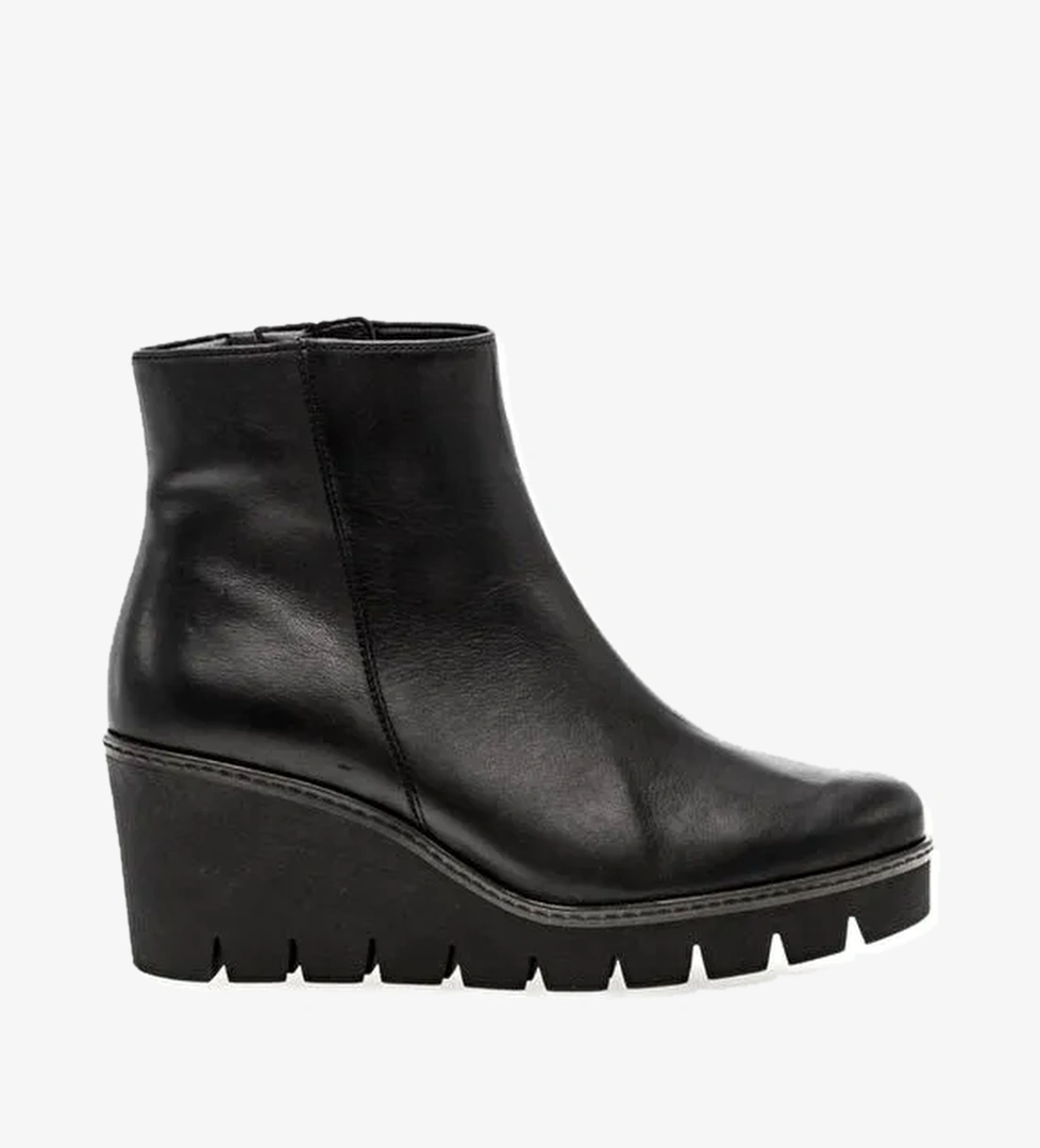 Gabor Siyah Kadın Deri Bot 74.780.27 - Görsel 1