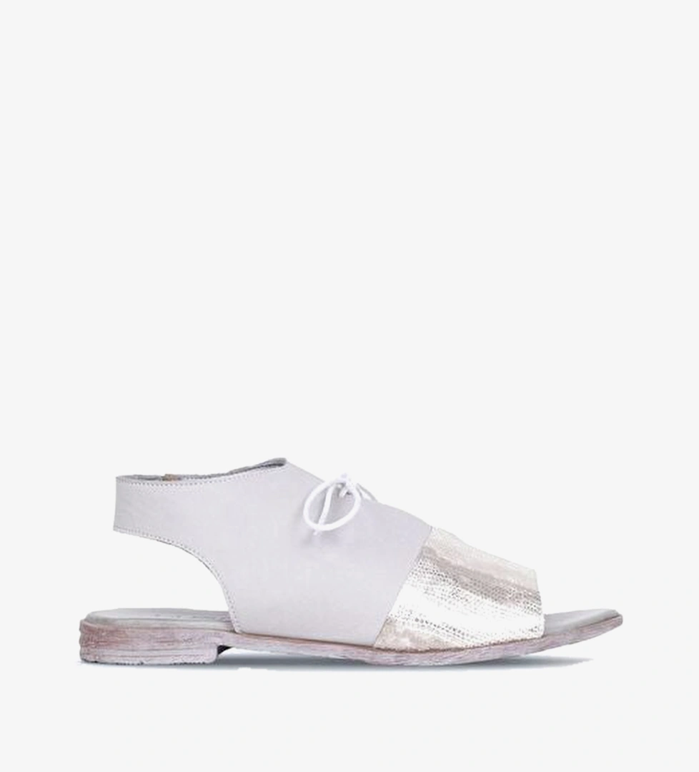 Bueno Shoes Gri Yılan Deri Kadın Sandalet 01ws2510