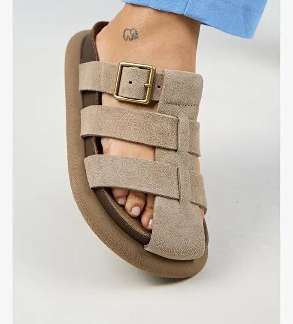 Manijero Brancato Kadın Hakiki Deri Tokalı Bantlı Sabo Vizon Terlik - Görsel 1