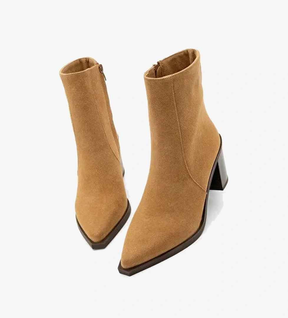 Kadın Sivri Burun Fermuarlı Kalın Ökçe Topuklu Bot Ranka Taba Süet - Görsel 1