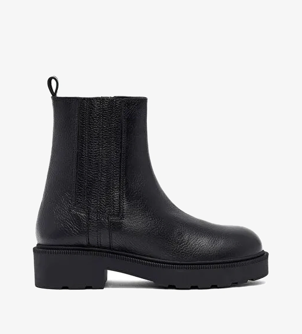 Kadın Siyah Fermuarlı Kalın Tabanlı Deri Bot 25WFD1877FT - Görsel 1