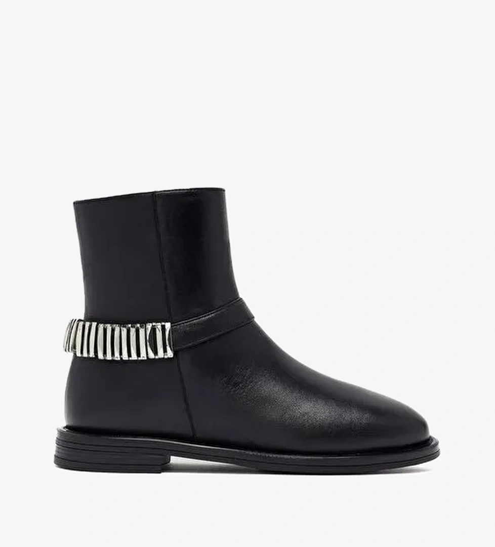 Kadın Siyah Fermuarlı Metal Detaylı Deri Bot 25WFD270718 - Görsel 1