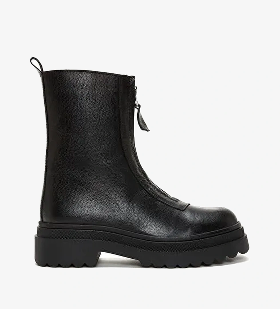Kadın Siyah Fermuarlı Kalın Tabanlı Deri Bot 25WFD182218 - Görsel 1
