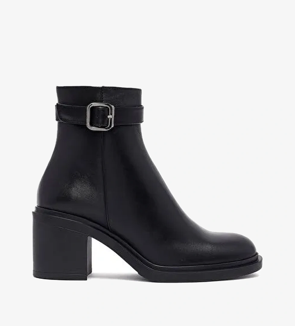 Kadın Siyah Fermuarlı Kalın Topuklu Deri Bot 25WFD153318 - Görsel 1
