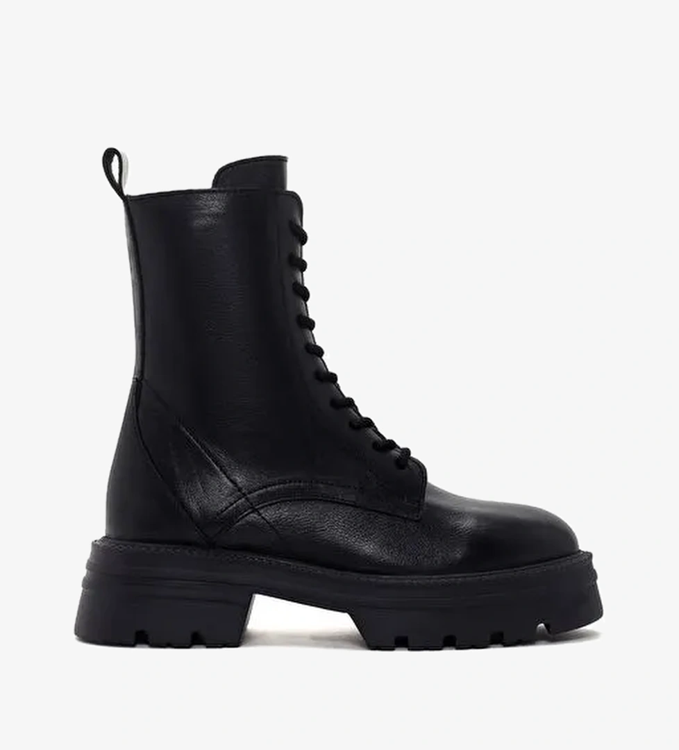 Kadın Siyah Fermuarlı Kalın Tabanlı Deri Postal Bot 25WFD550218 - Görsel 1