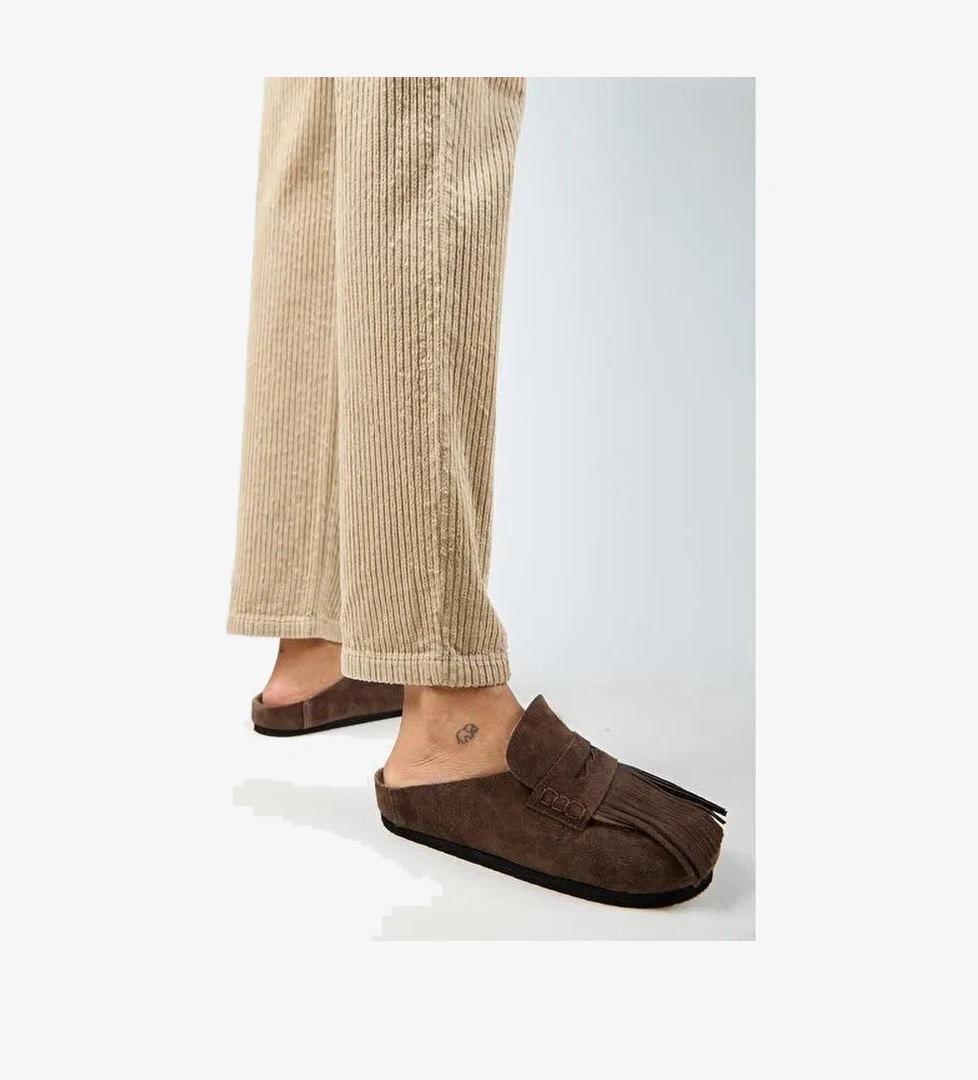 Manijero Madora Kadın Hakiki Deri Püsküllü Sabo Kahve Terlik - Görsel 1