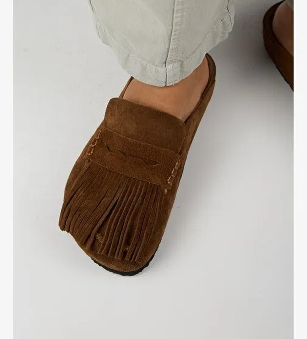 Manijero Madora Kadın Hakiki Deri Püsküllü Sabo Taba Terlik - Görsel 1